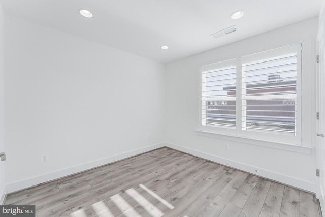 3510 BELLFLOWER LN, Rockville, MD 20852