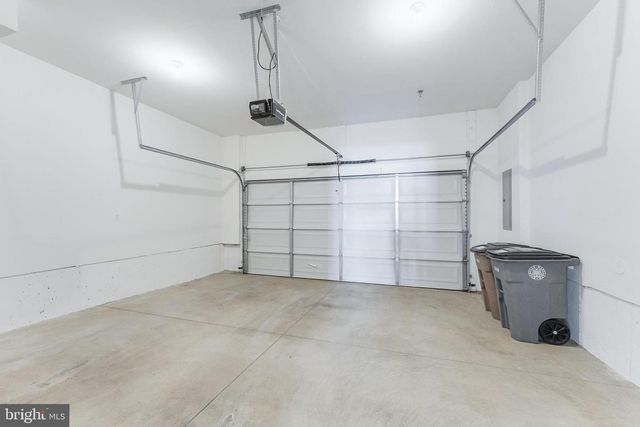 3510 BELLFLOWER LN, Rockville, MD 20852