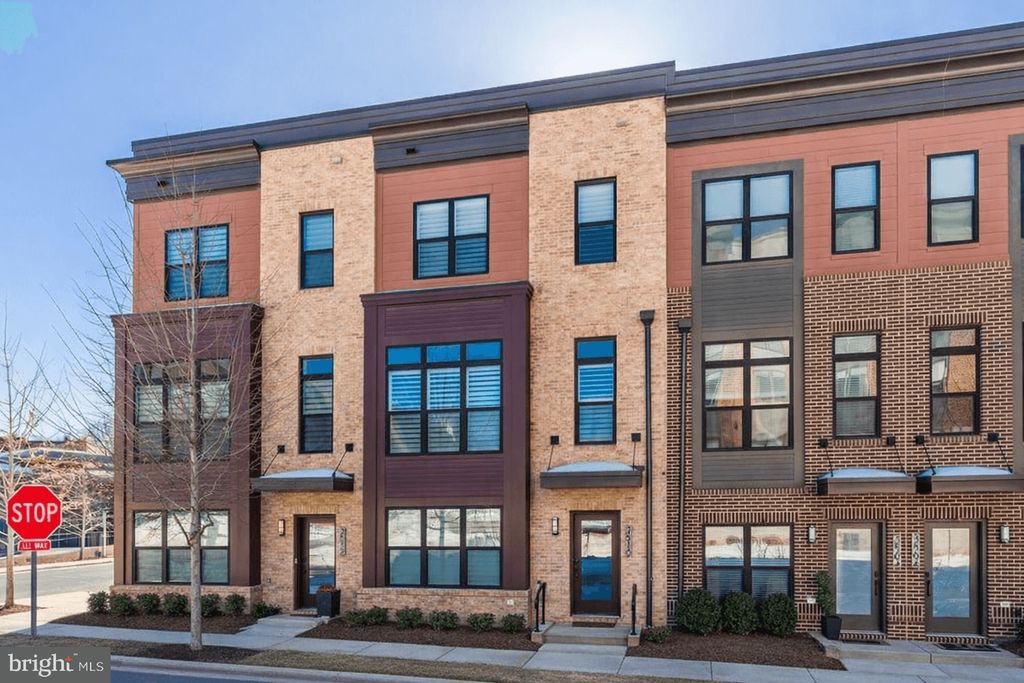 3510 BELLFLOWER LN, Rockville, MD 20852