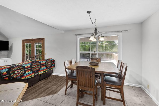 1522 W Flowers Road, Terry, MS 39170