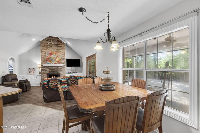 1522 W Flowers Road, Terry, MS 39170