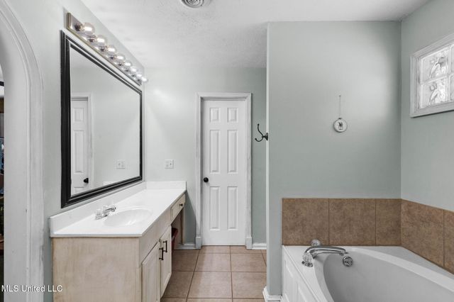 1522 W Flowers Road, Terry, MS 39170