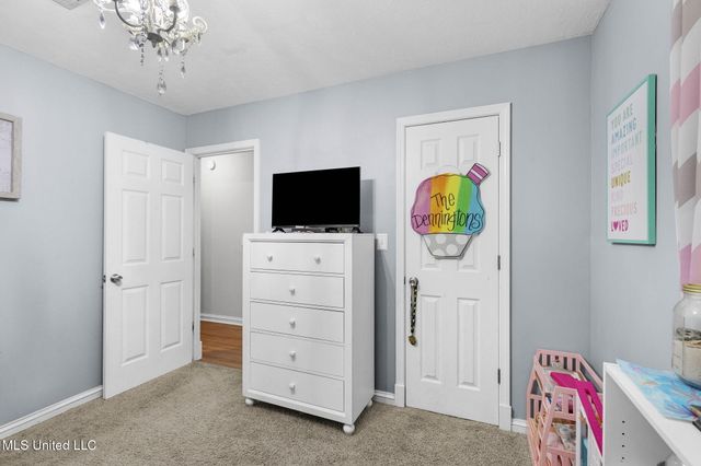 1522 W Flowers Road, Terry, MS 39170