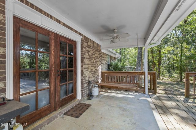 1522 W Flowers Road, Terry, MS 39170