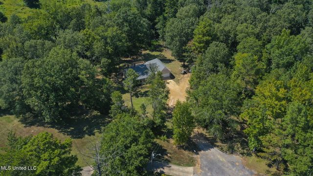 1522 W Flowers Road, Terry, MS 39170