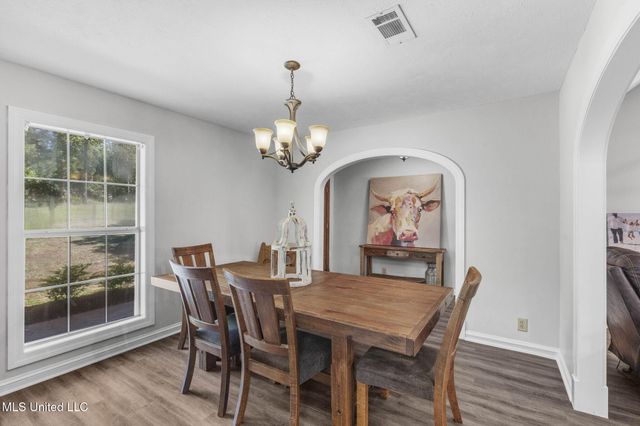 1522 W Flowers Road, Terry, MS 39170
