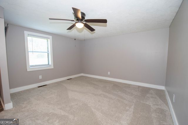 88 Sweeper Smith Road, Newnan, GA 30263