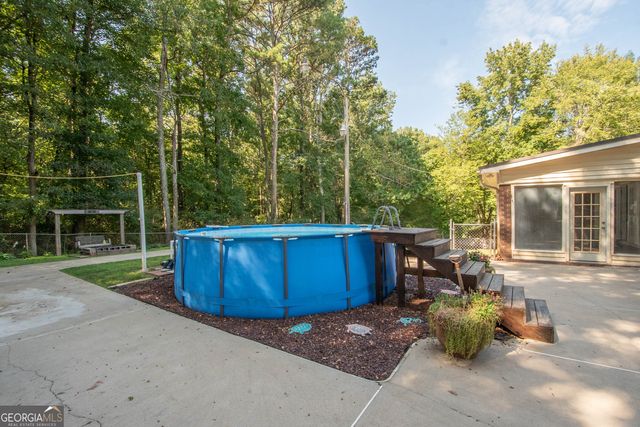 88 Sweeper Smith Road, Newnan, GA 30263