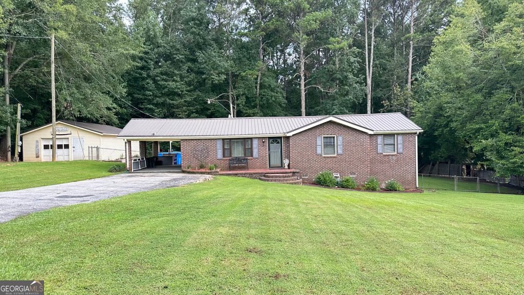88 Sweeper Smith Road, Newnan, GA 30263