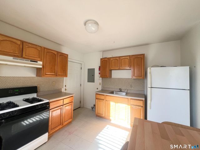 99 William Street B, Bridgeport, CT 06608