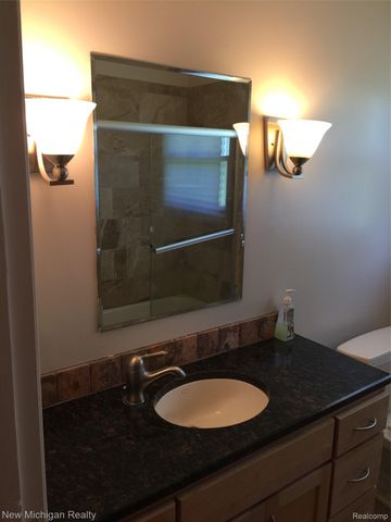 2663 COLONIAL Way, Bloomfield Charter Township, MI 48304