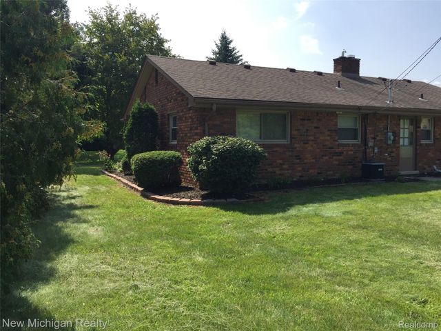 2663 COLONIAL Way, Bloomfield Charter Township, MI 48304