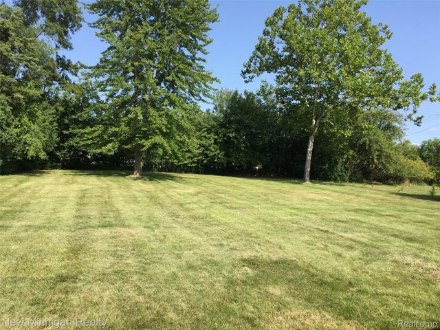 2663 COLONIAL Way, Bloomfield Charter Township, MI 48304