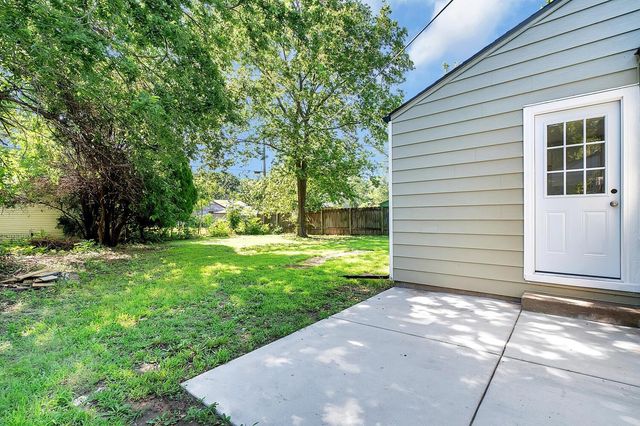 4556 S Laclede, Wichita, KS 67217