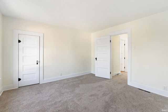 1652 High Street, Fort Wayne, IN 46808