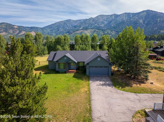 68 KELLY Lane, Alpine, WY 83128 property photo