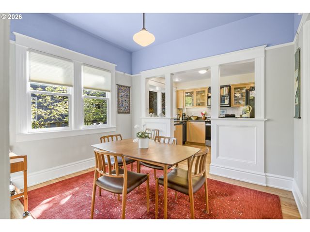 2217 Ne 12TH Ave, Portland, OR 97212