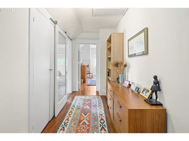 2217 Ne 12TH Ave, Portland, OR 97212
