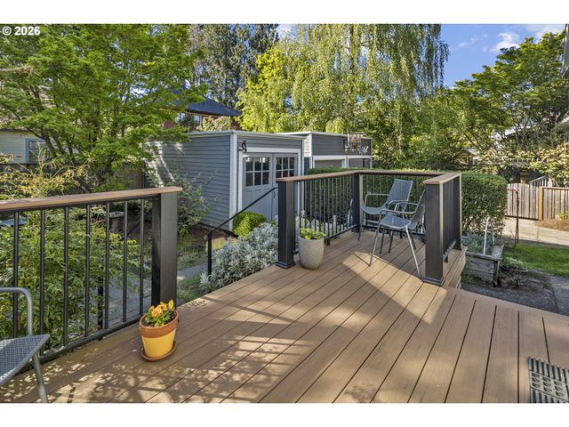 2217 Ne 12TH Ave, Portland, OR 97212