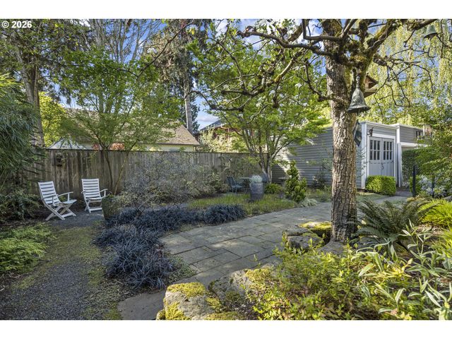 2217 Ne 12TH Ave, Portland, OR 97212