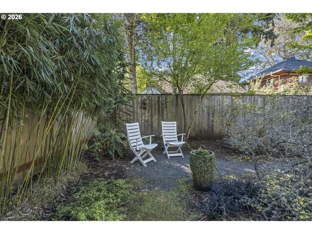 2217 Ne 12TH Ave, Portland, OR 97212