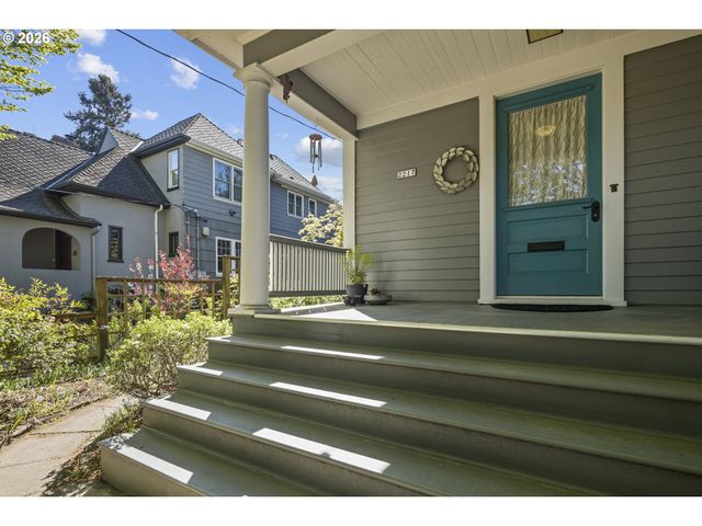 2217 Ne 12TH Ave, Portland, OR 97212