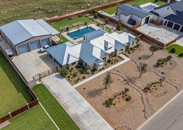 9018 County Rd 6850, Lubbock, TX 79407