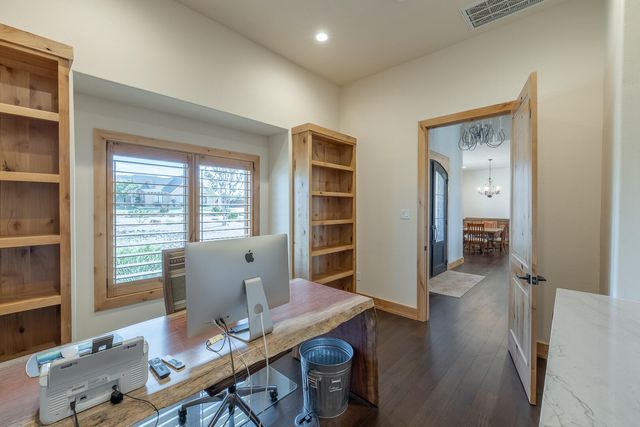 9018 County Rd 6850, Lubbock, TX 79407