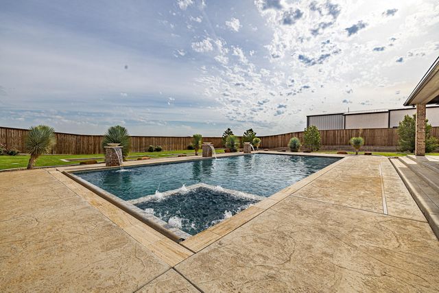 9018 County Rd 6850, Lubbock, TX 79407