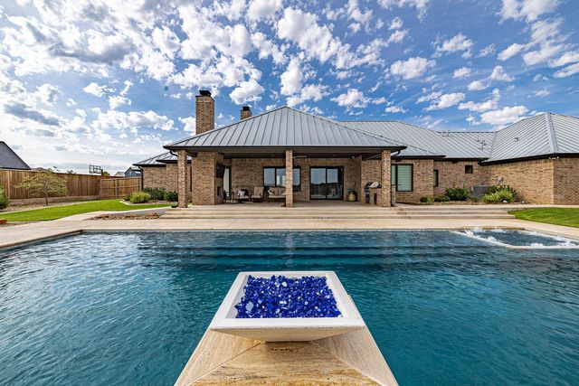 9018 County Rd 6850, Lubbock, TX 79407