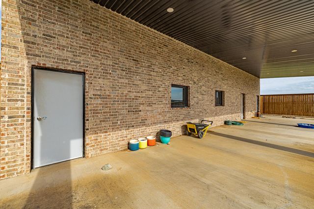 9018 County Rd 6850, Lubbock, TX 79407