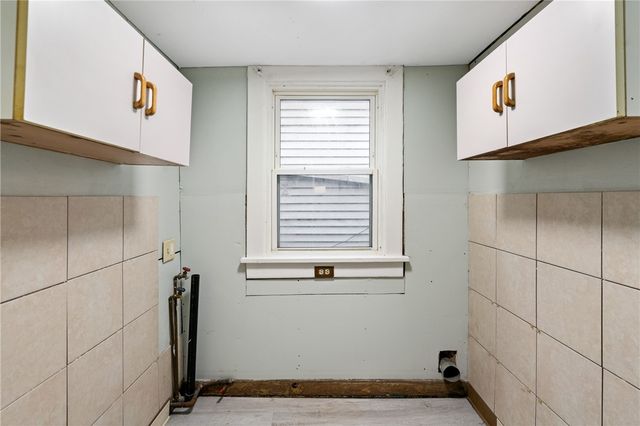 530 Carothers Ave, Carnegie, PA 15106