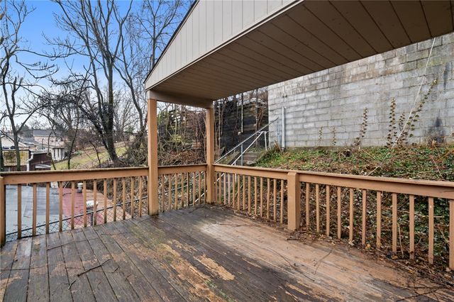 530 Carothers Ave, Carnegie, PA 15106