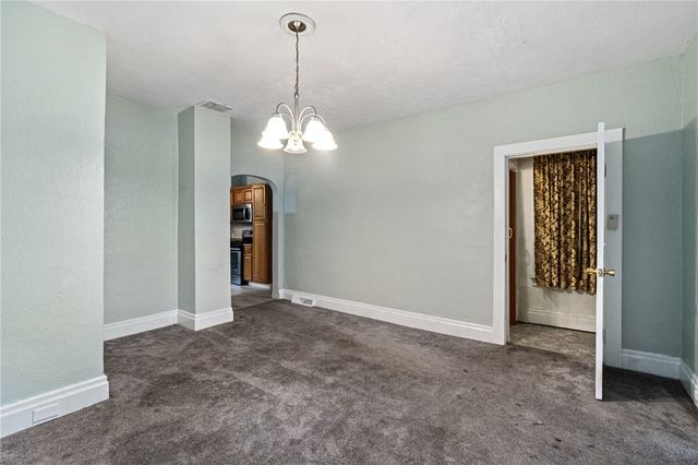 530 Carothers Ave, Carnegie, PA 15106