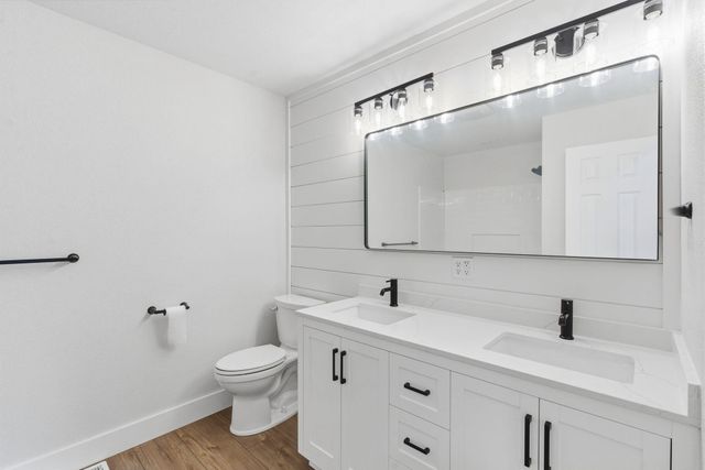 139 Lakeshore Drive, Kimberling City, MO 65686