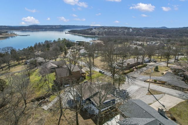 139 Lakeshore Drive, Kimberling City, MO 65686