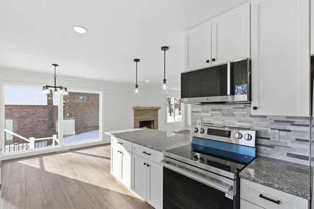 139 Lakeshore Drive, Kimberling City, MO 65686