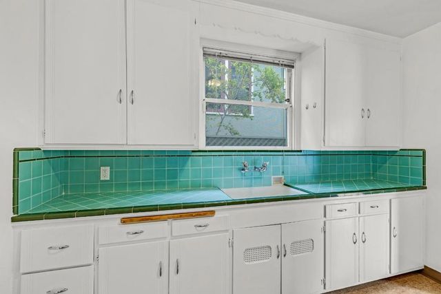 476 42nd Street, Oakland, CA 94609
