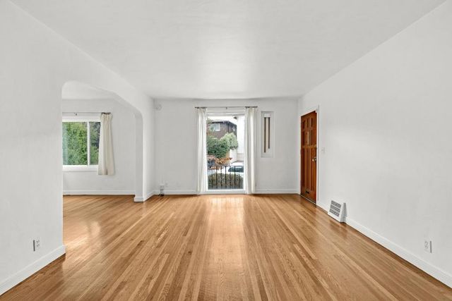 476 42nd Street, Oakland, CA 94609