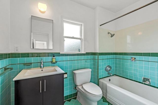 476 42nd Street, Oakland, CA 94609