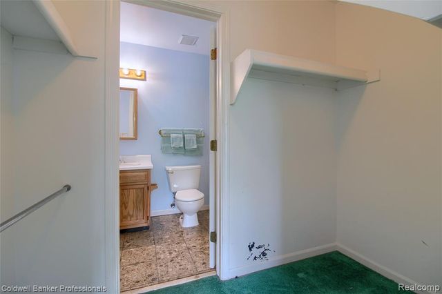 38351 Warner Farms Drive, Westland, MI 48185