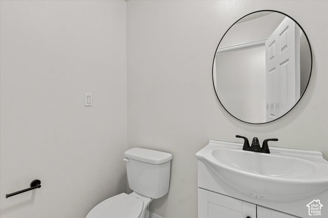 5954 W CANTERBURY PARK CIR, Highland, UT 84003