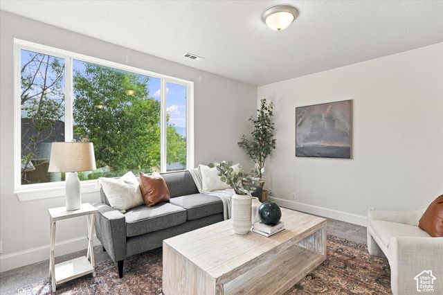 5954 W CANTERBURY PARK CIR, Highland, UT 84003
