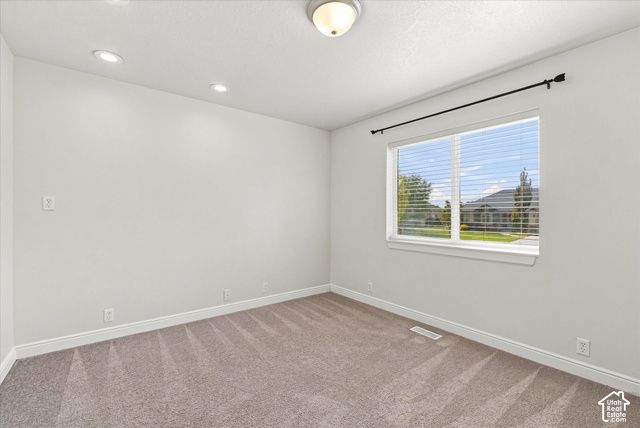 5954 W CANTERBURY PARK CIR, Highland, UT 84003
