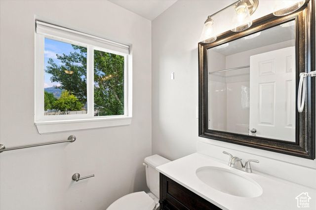 5954 W CANTERBURY PARK CIR, Highland, UT 84003