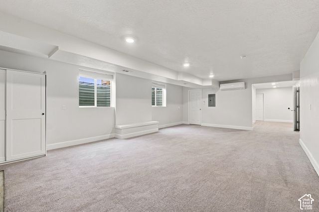 5954 W CANTERBURY PARK CIR, Highland, UT 84003