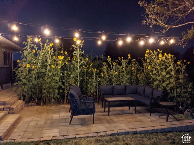 5954 W CANTERBURY PARK CIR, Highland, UT 84003