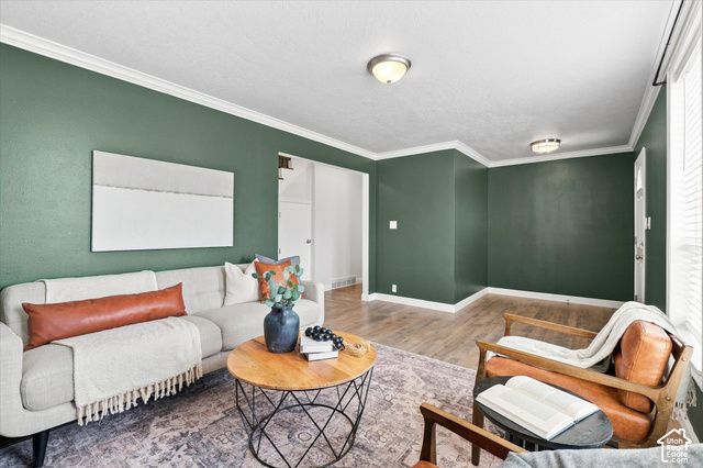 5954 W CANTERBURY PARK CIR, Highland, UT 84003