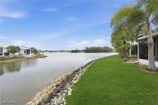 10707 Pearl Bay CIR, Estero, FL 33928