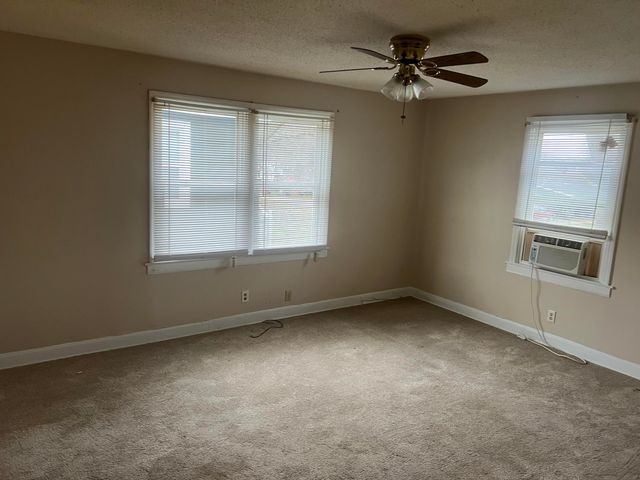 304 Walnut Avenue, South Pittsburg, TN 37380